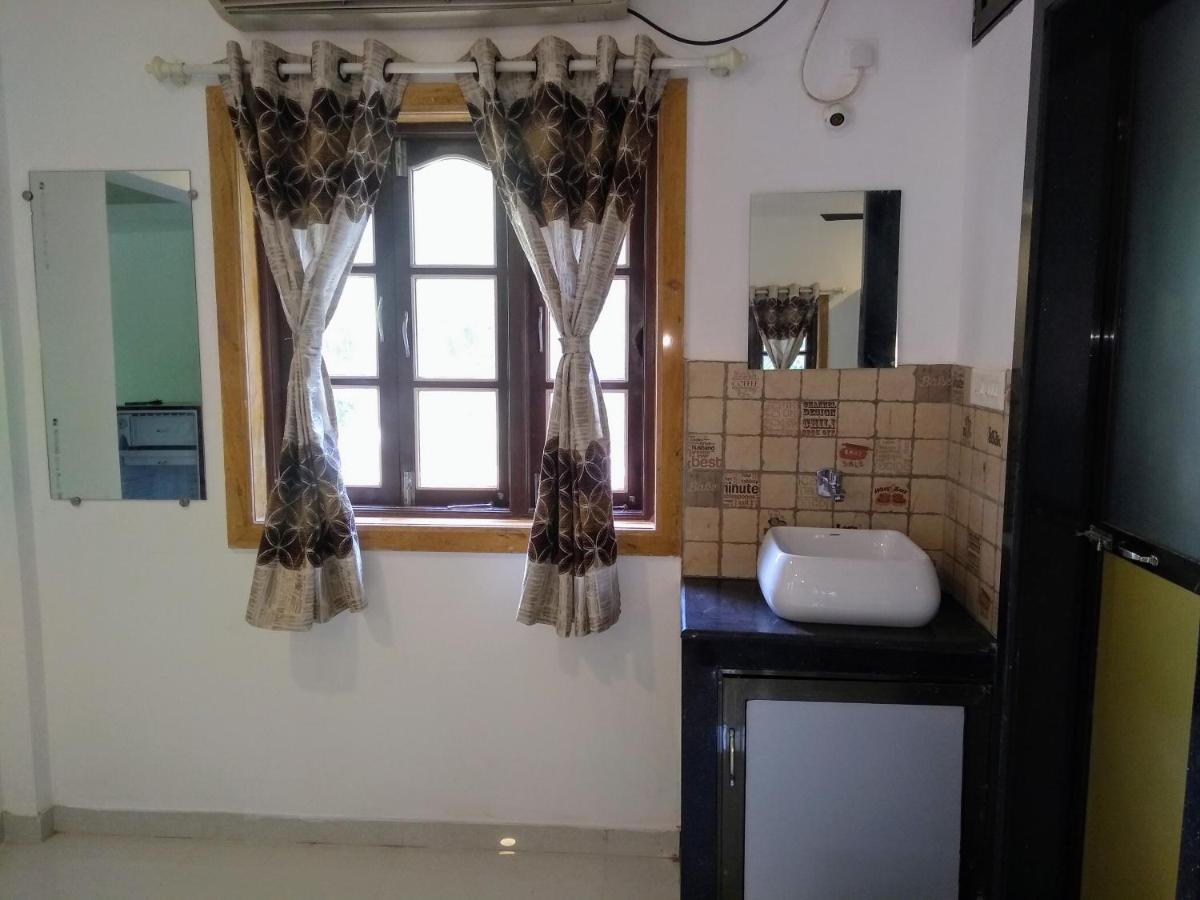 Dsk Studio Apartment, Siolim, Goa. المظهر الخارجي الصورة